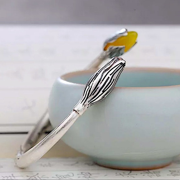 Sterling Silver Jade Flower Bangle Bracelet - Picture 6 of 11